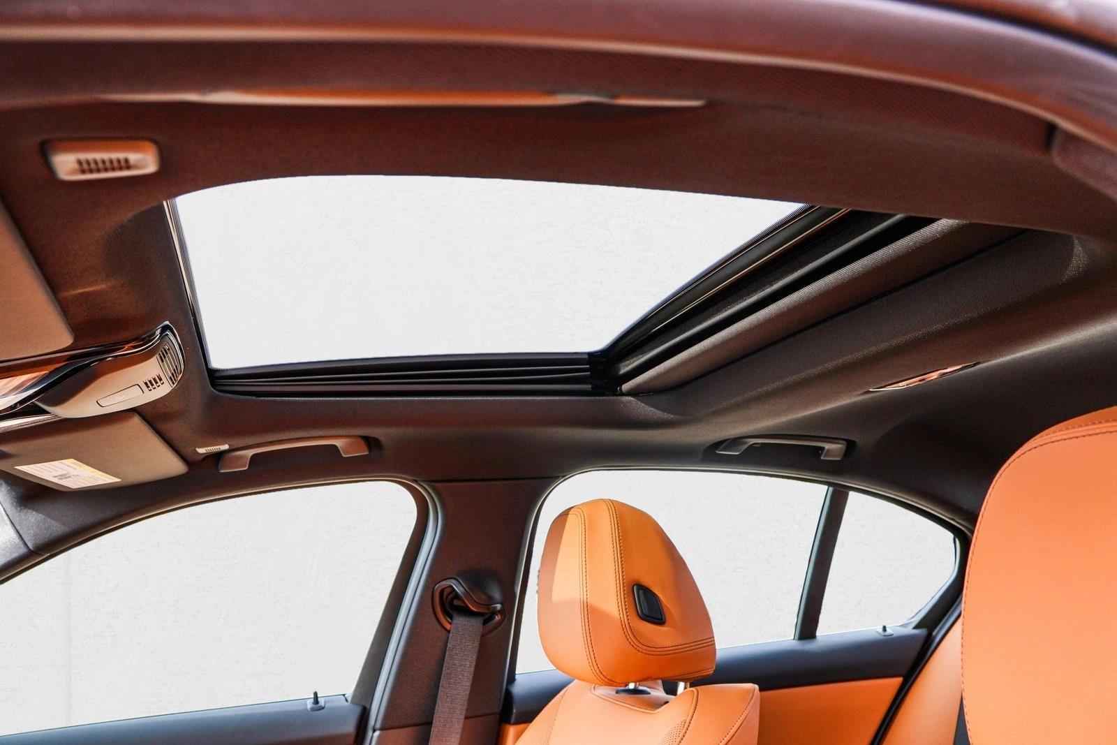 2025 BMW 330I - Image 11