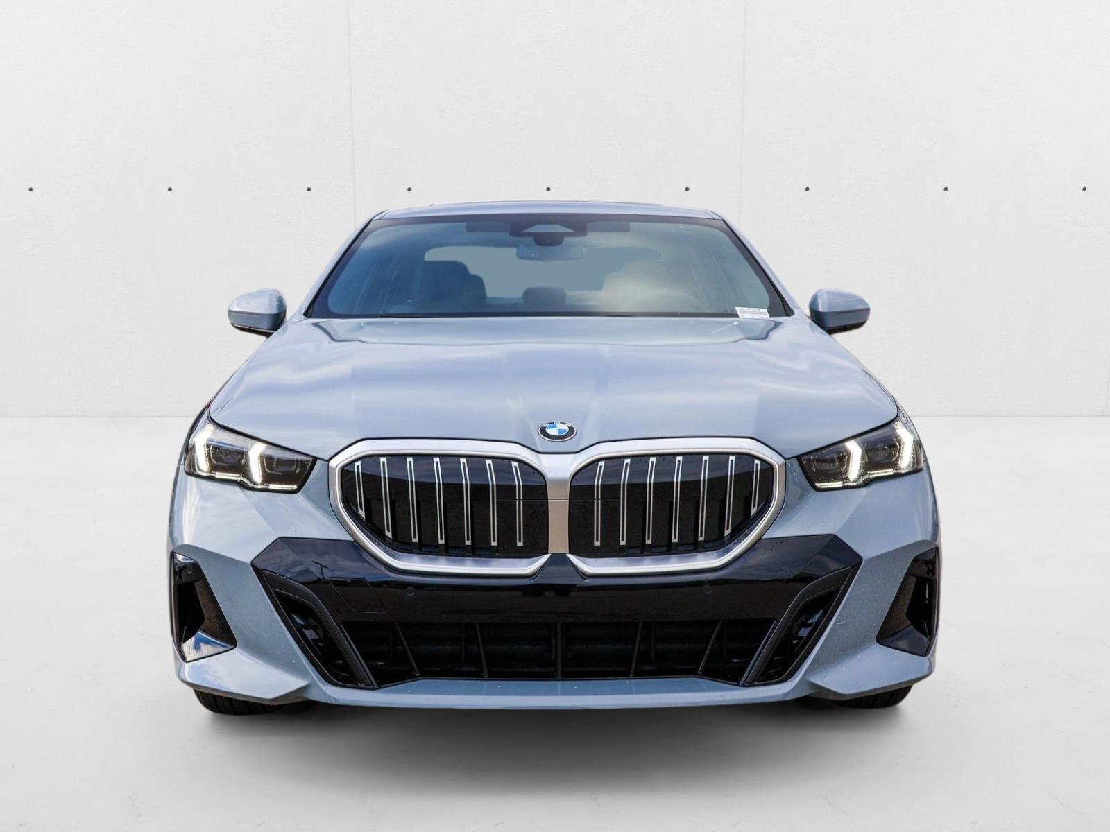 2025 Bmw 530i xDrive Sedan photo 2