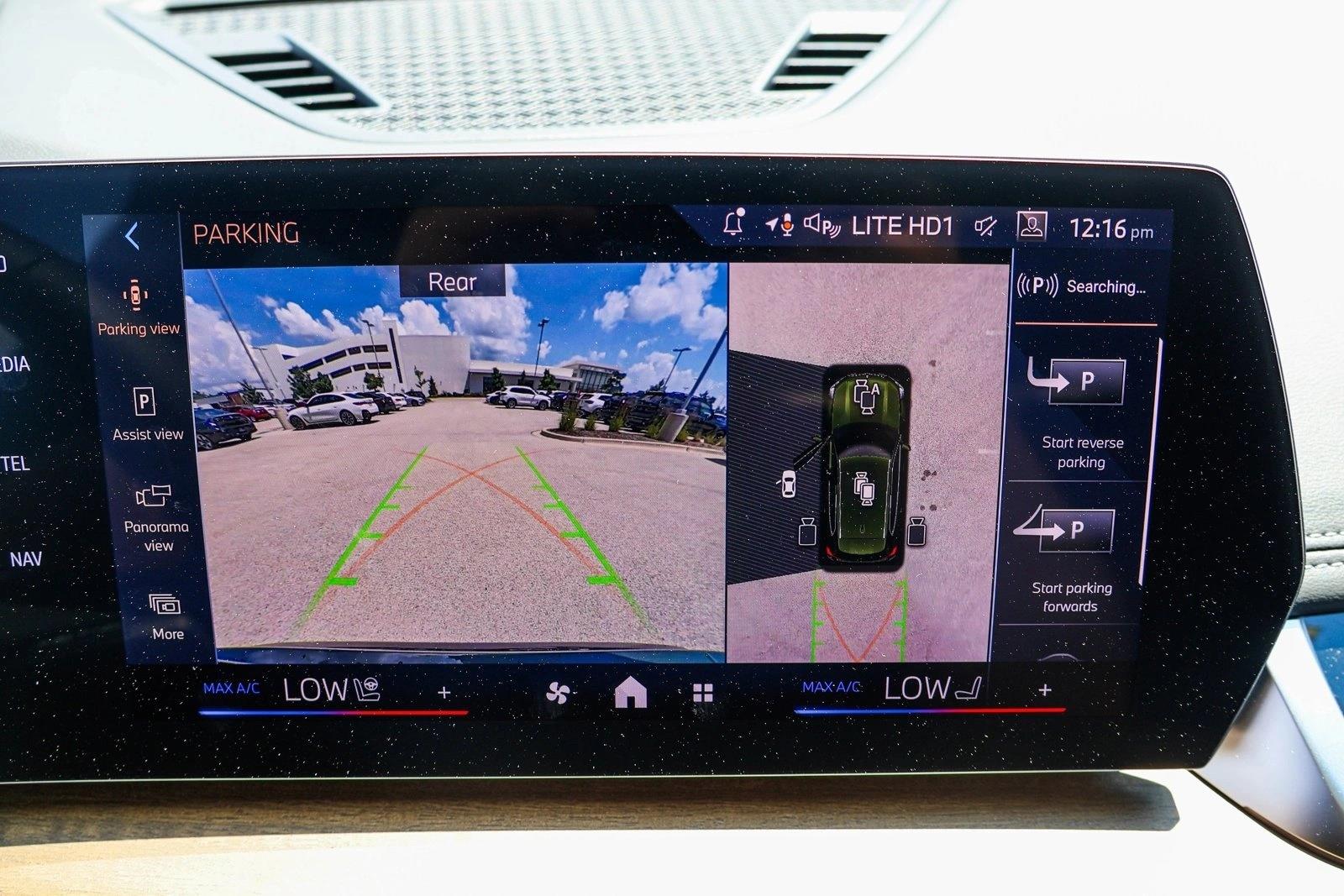 2025 BMW X1 28i - Photo 17