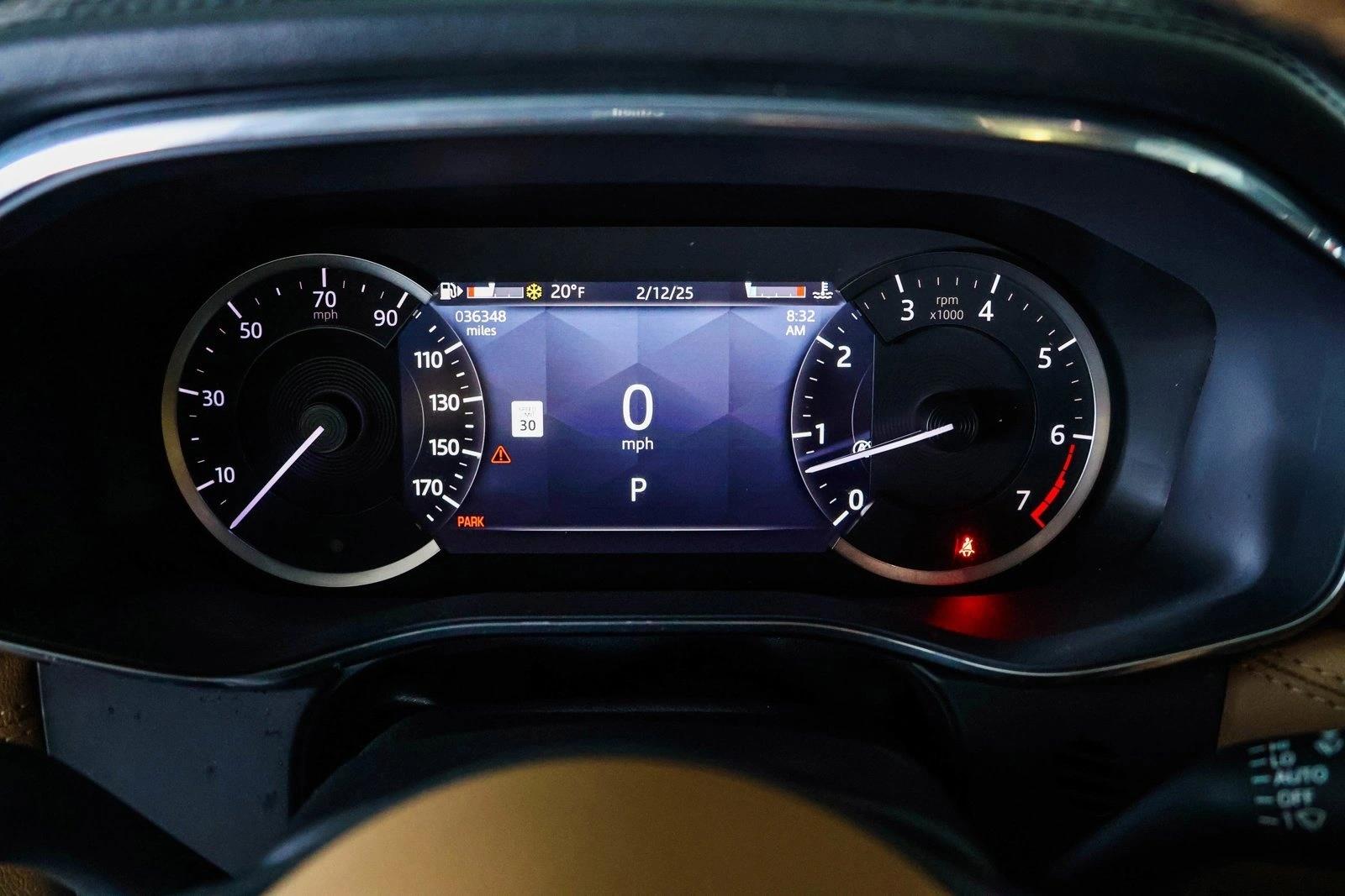 2023 JAGUAR F-PACE - Image 13