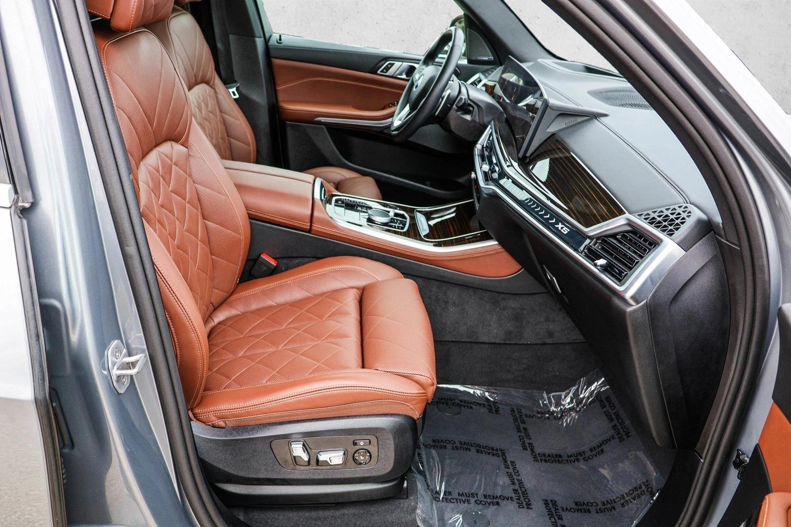 2025 BMW X5 - Image 28