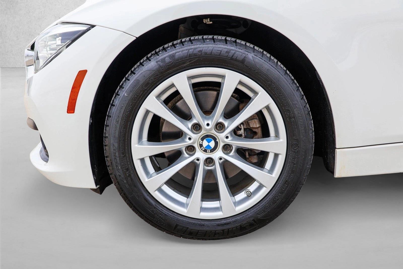 2018 BMW 320I - Image 9