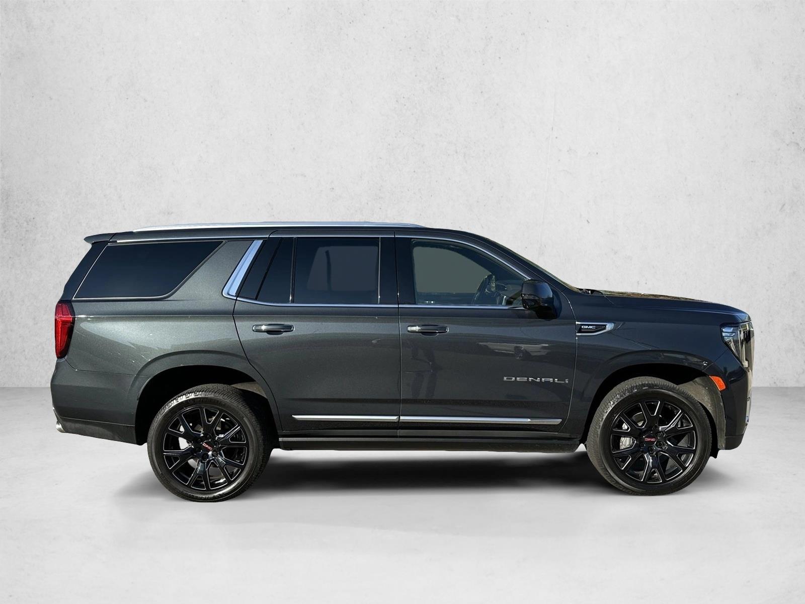 2021 Gmc Yukon Denali photo 2