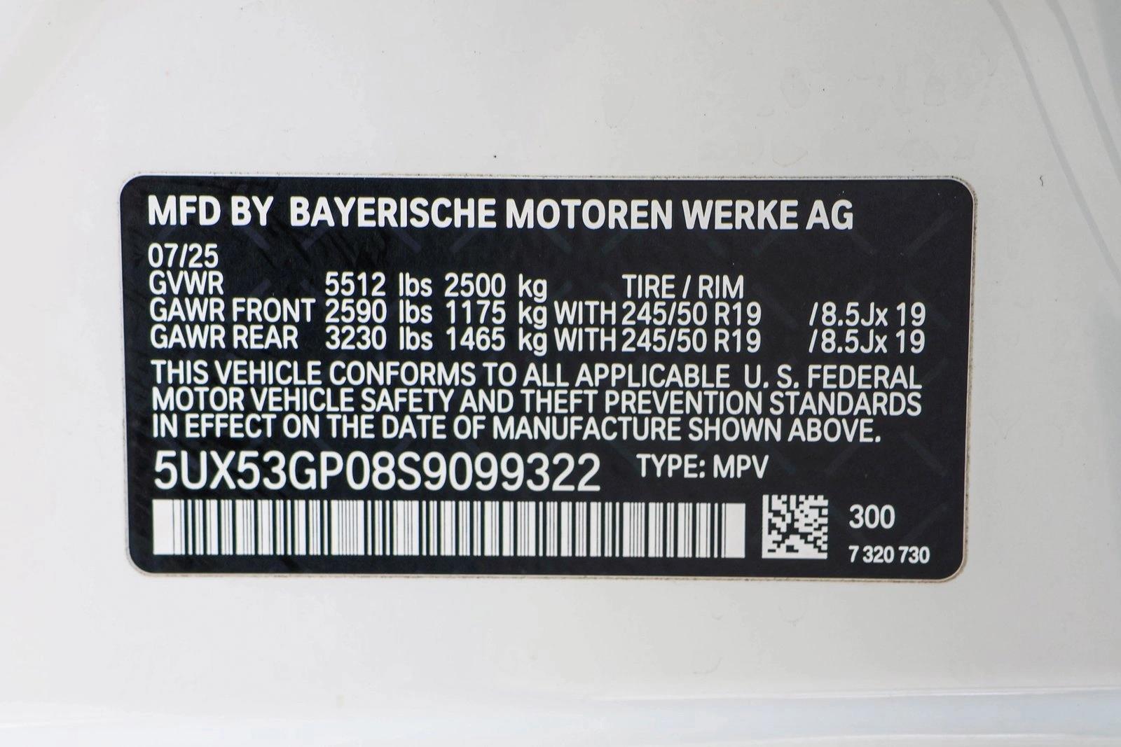 2025 BMW X3 - Image 28