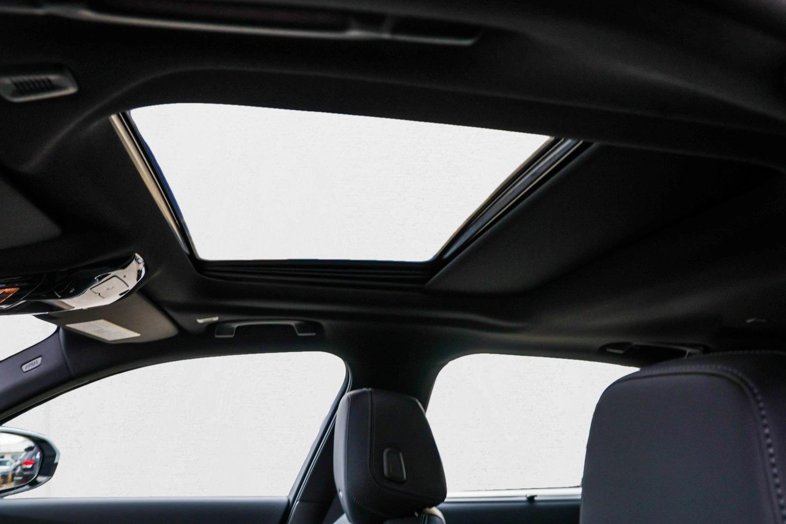 2025 BMW 530I - Image 11