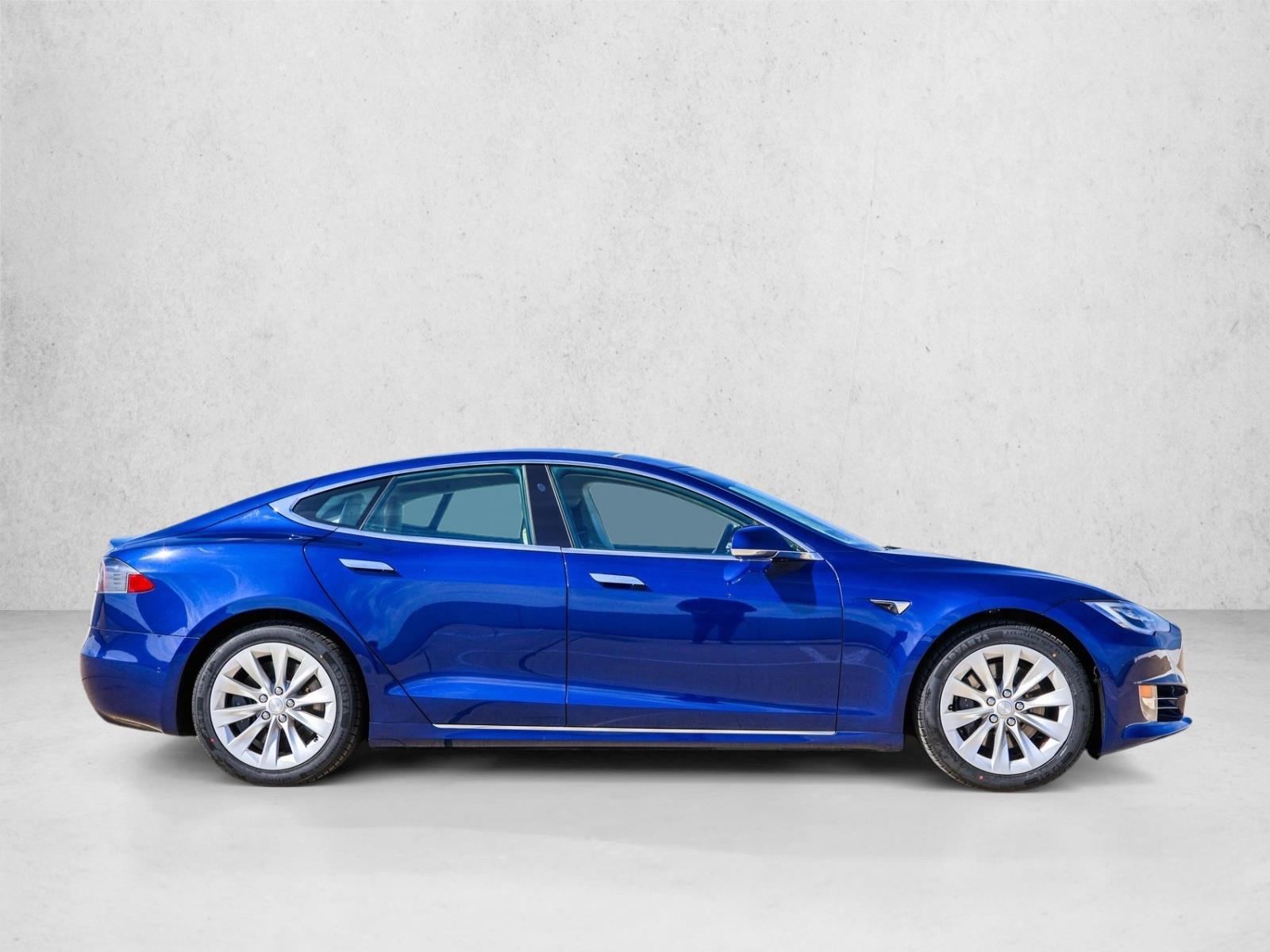 2017 Tesla Model S 75 photo 4