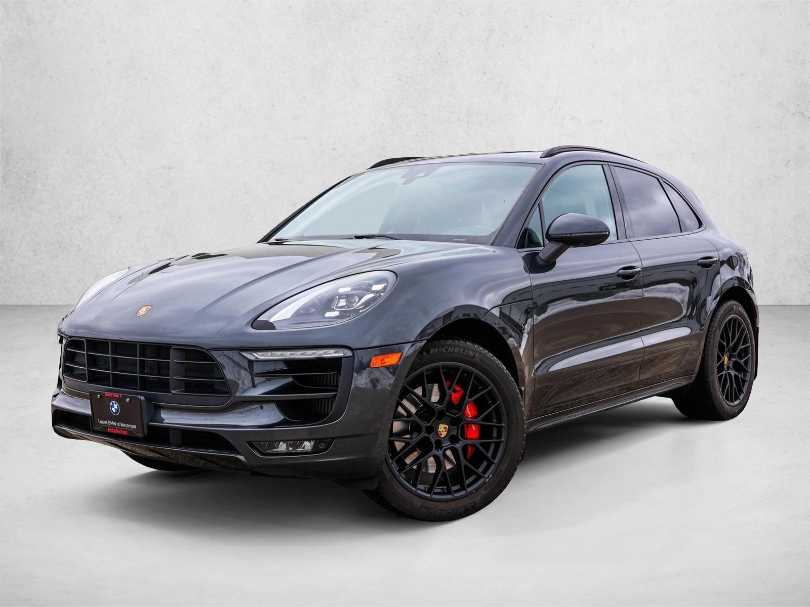 2018 PORSCHE MACAN - Image 1