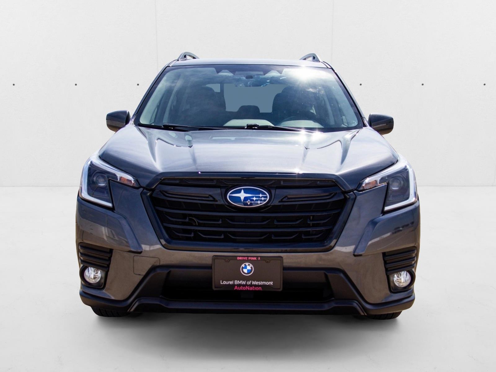 2022 Subaru Forester Premium photo 2