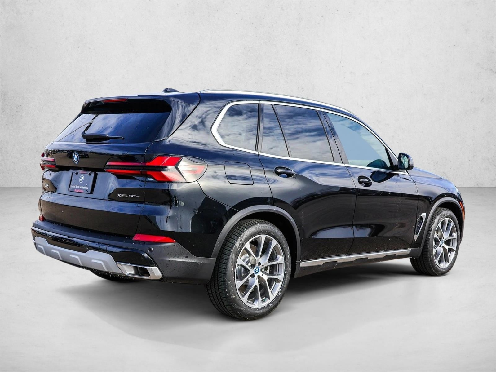 2025 BMW X5 - Image 5
