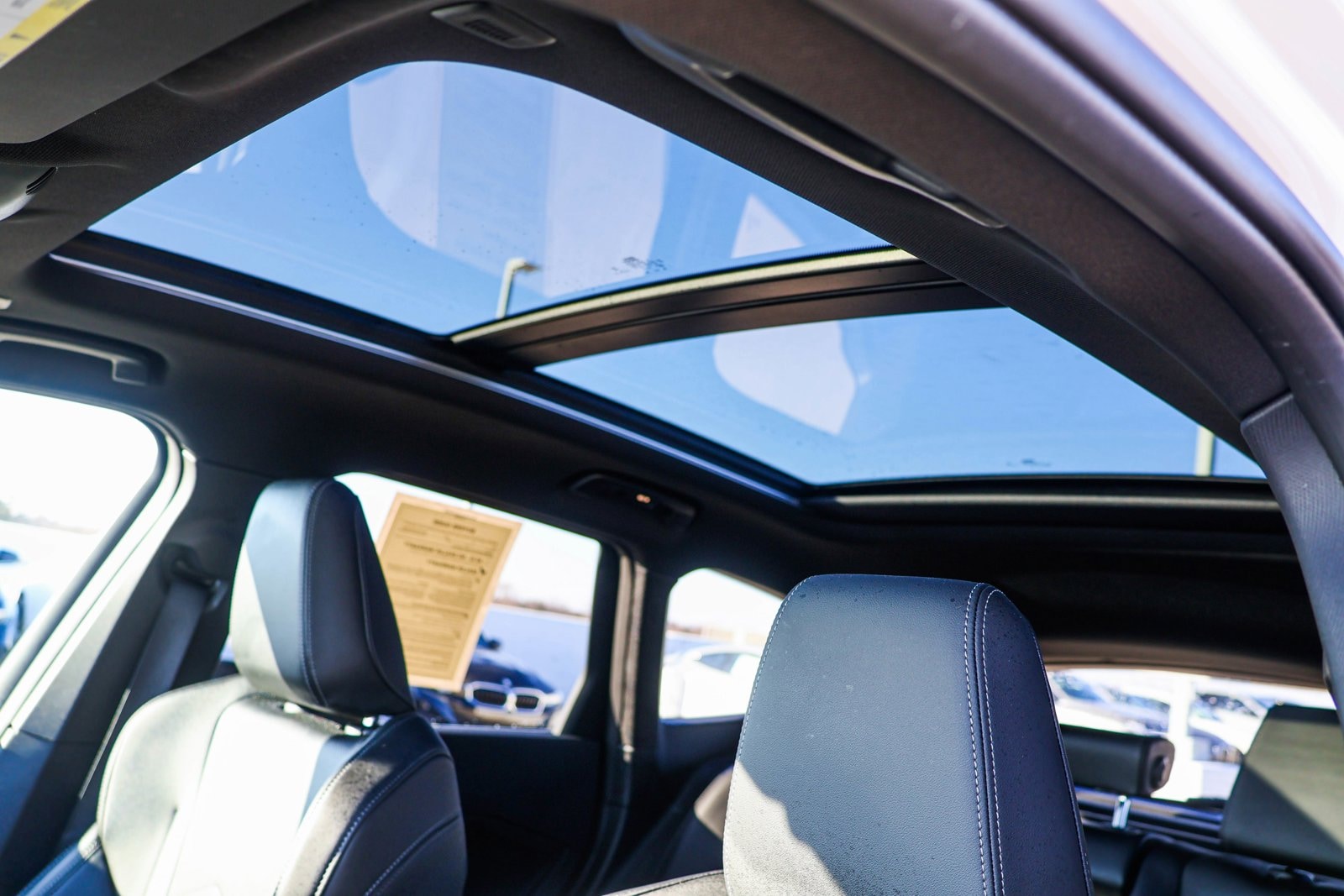 2025 BMW X1 - Image 11