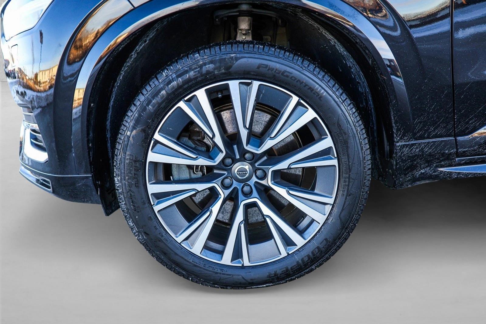 2022 VOLVO XC90 - Image 9