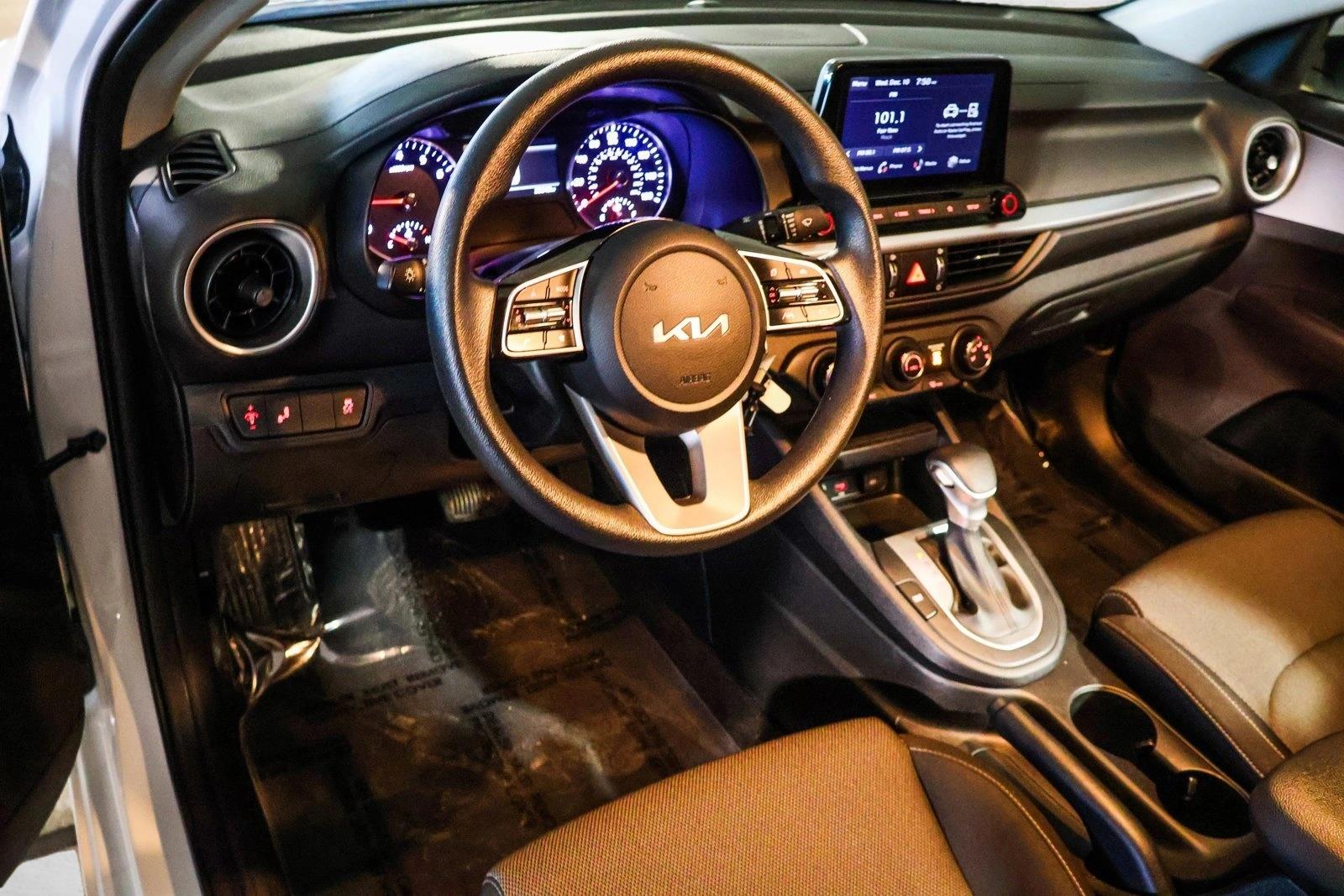 2024 KIA FORTE - Image 10