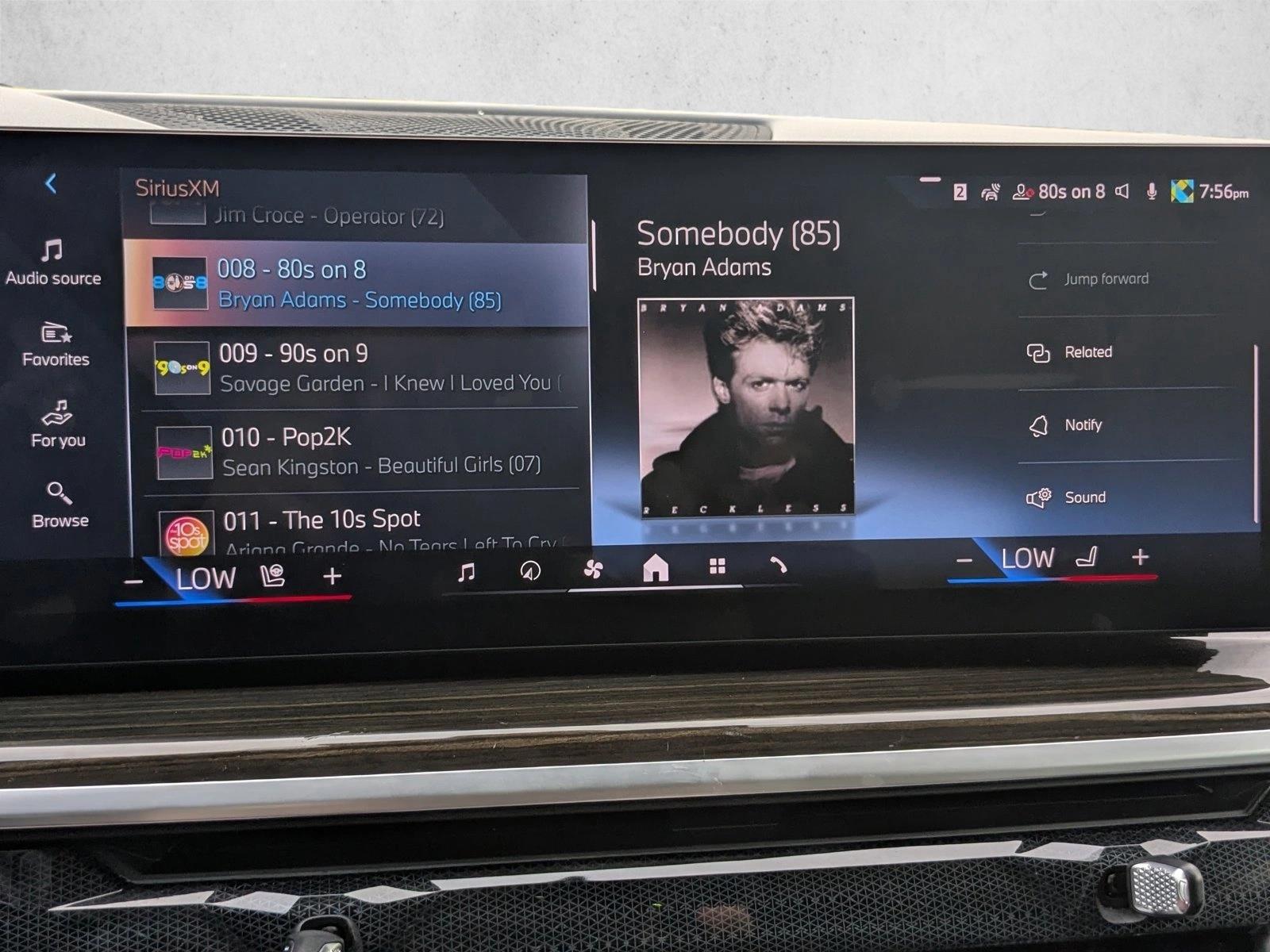 2024 BMW X7 - Image 15