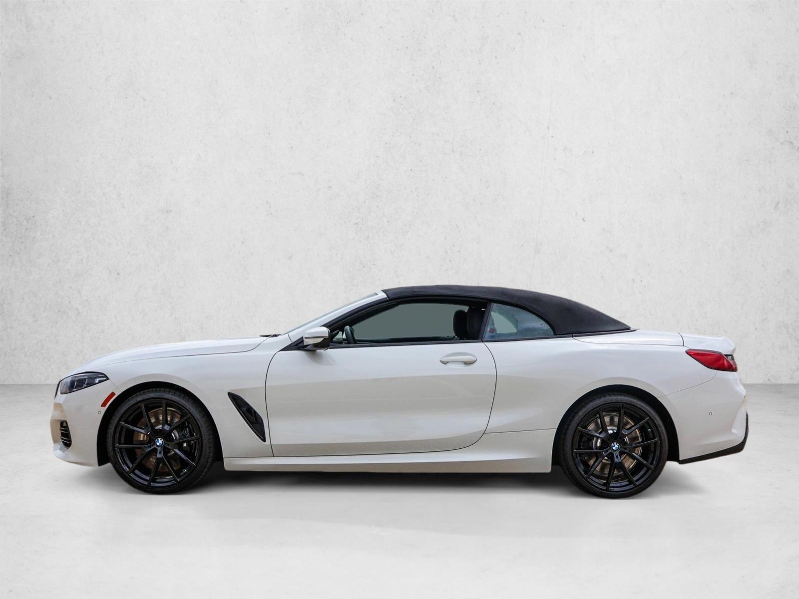 2026 BMW 8 Series 840i - Photo 8
