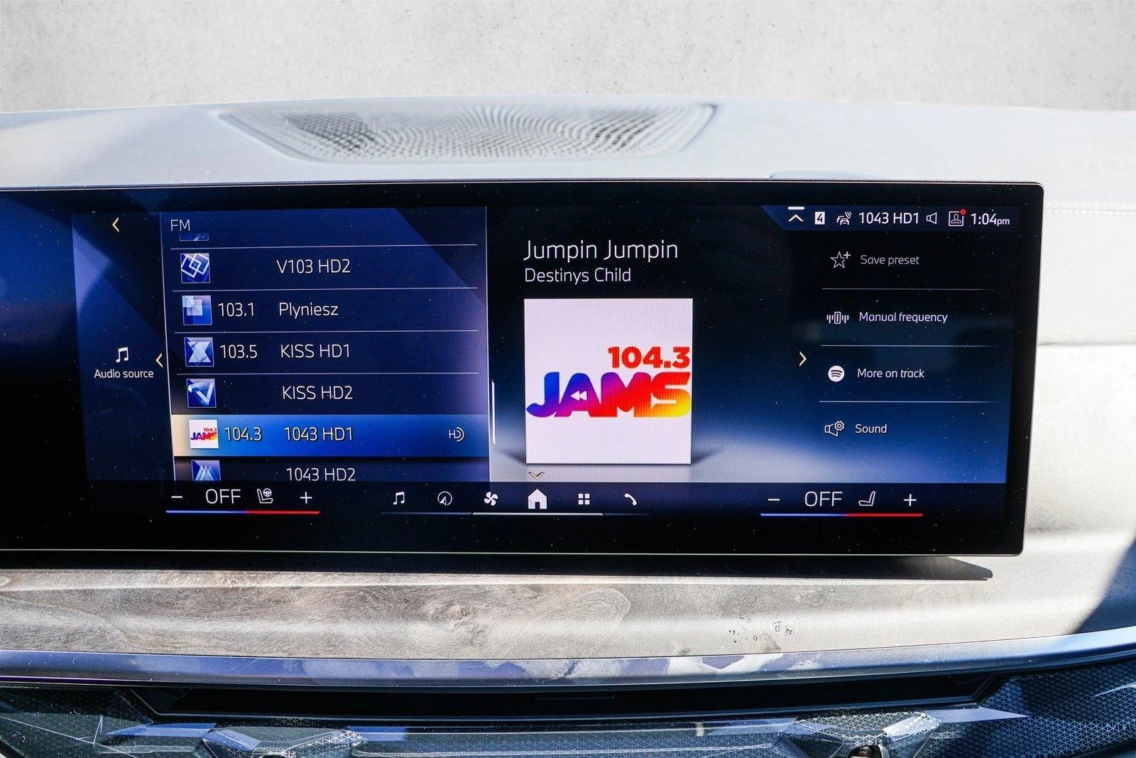 2025 BMW X5 - Image 15