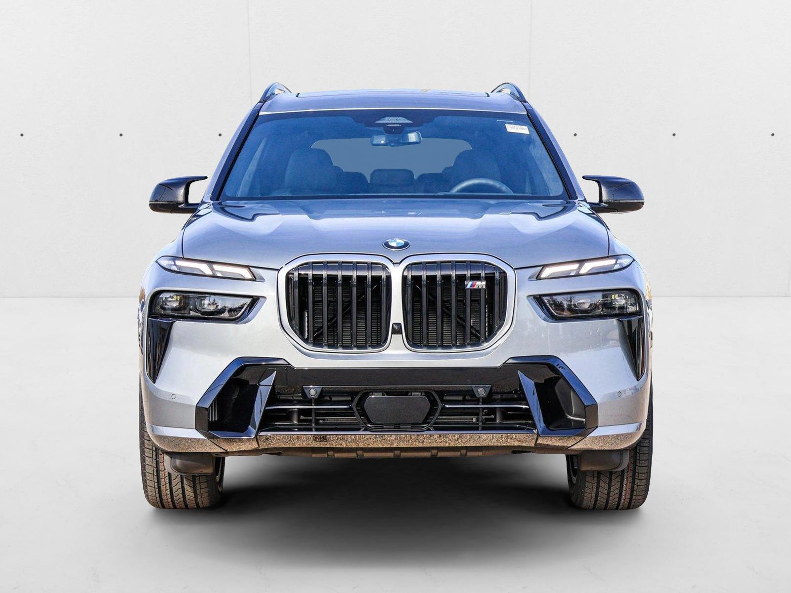 2025 Bmw X7 M60i photo 2