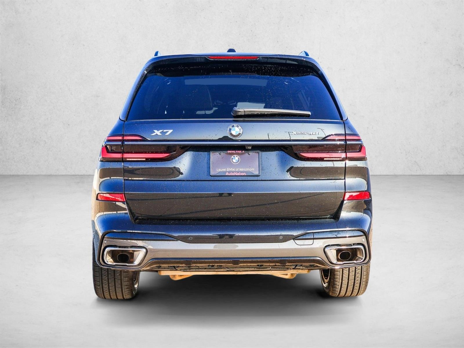 2025 BMW X7 - Image 6
