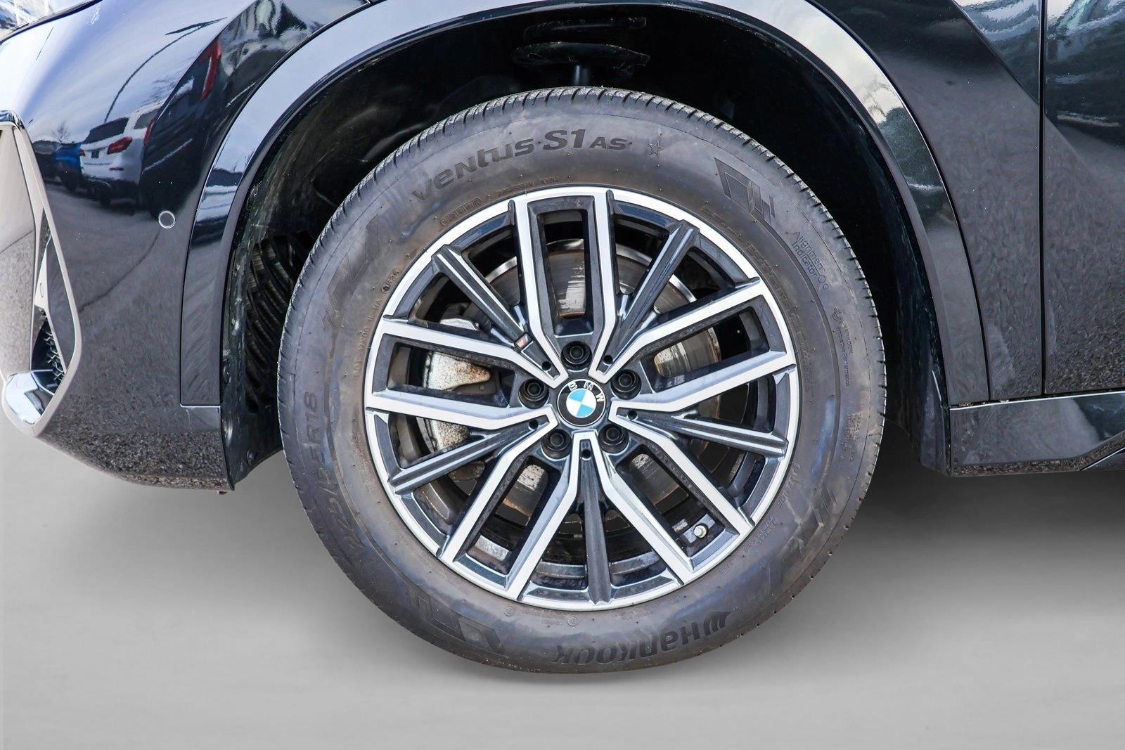 2025 BMW X1 - Image 9