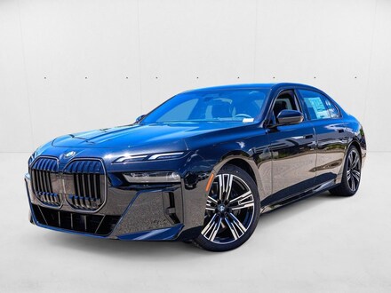 2025 BMW 760i xDrive Sedan