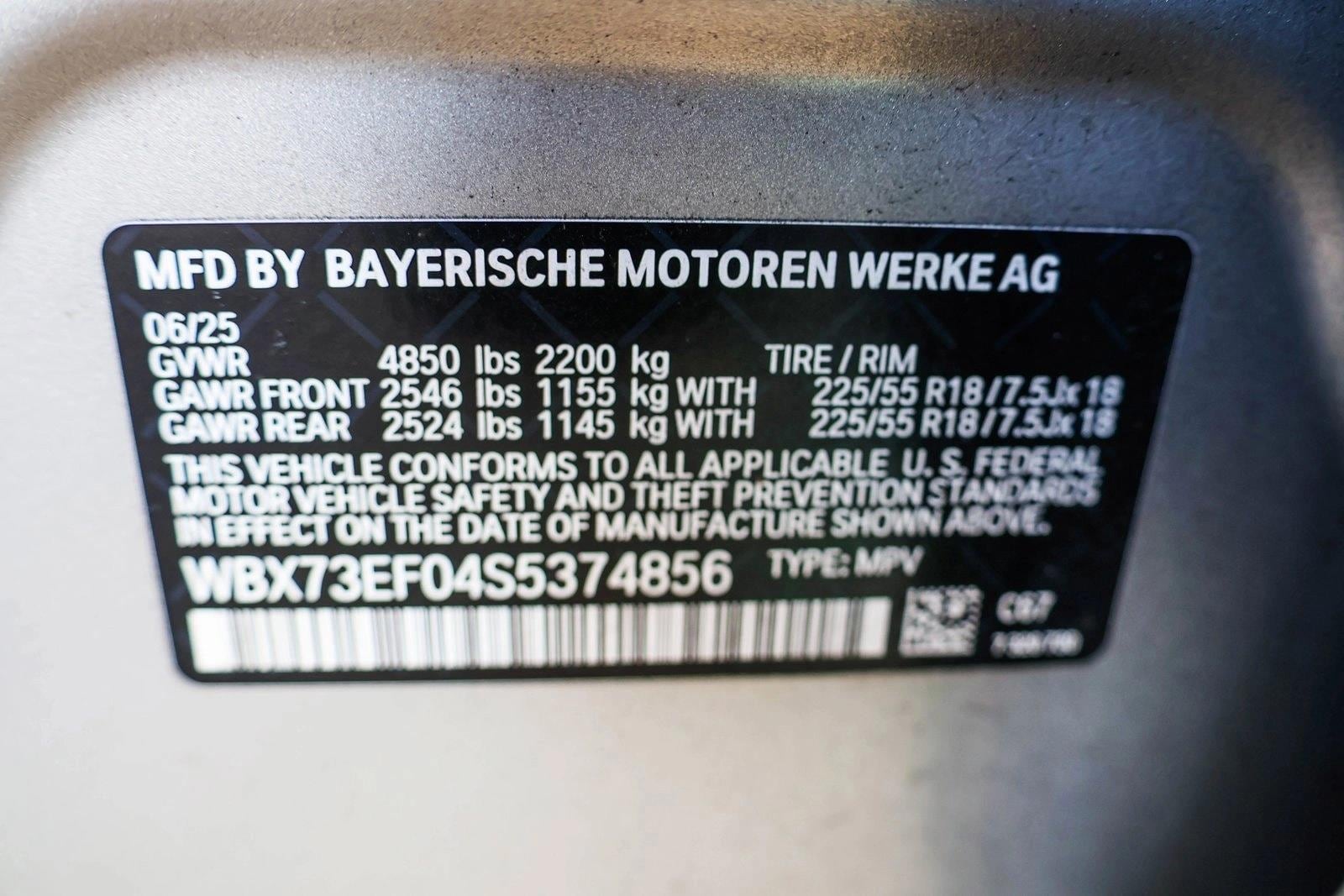 2025 BMW X1 - Image 28