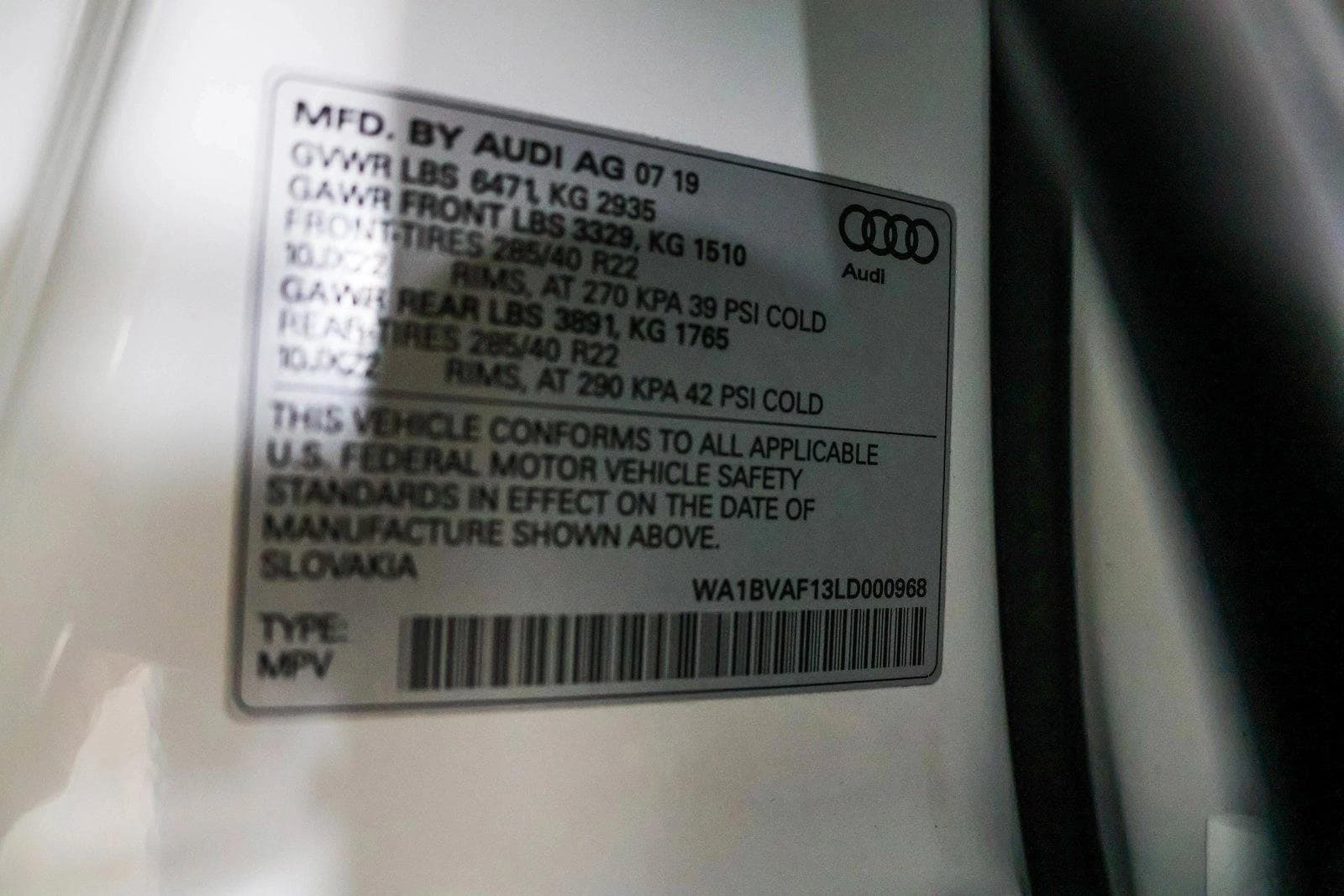 2020 AUDI Q8 - Image 30