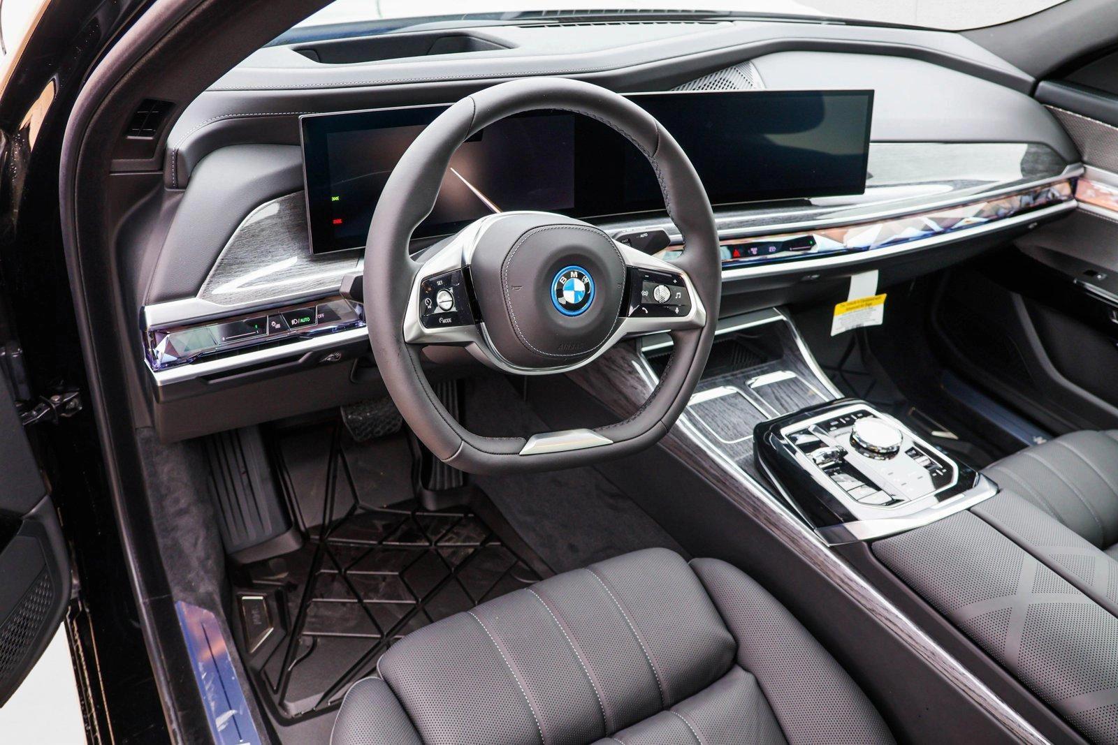 2025 BMW i7 50 - Photo 10