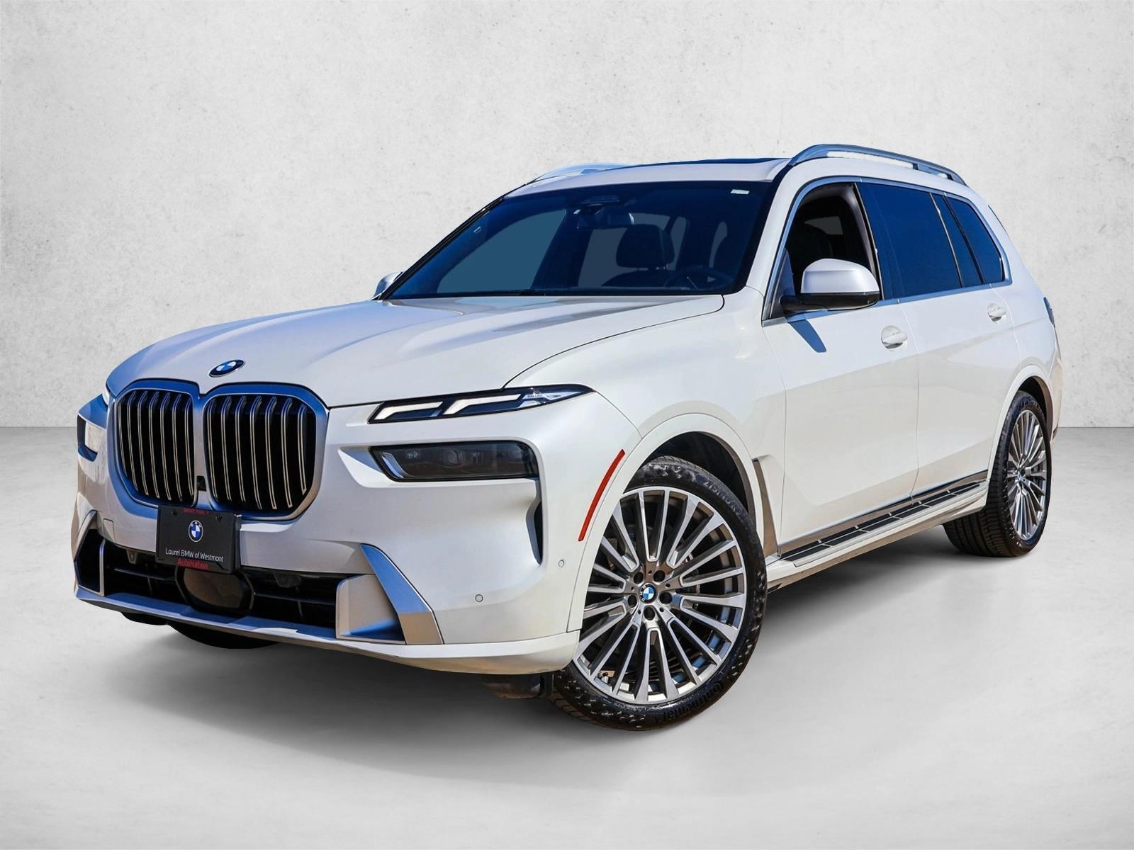 2023 BMW X7 xDrive40i's photo