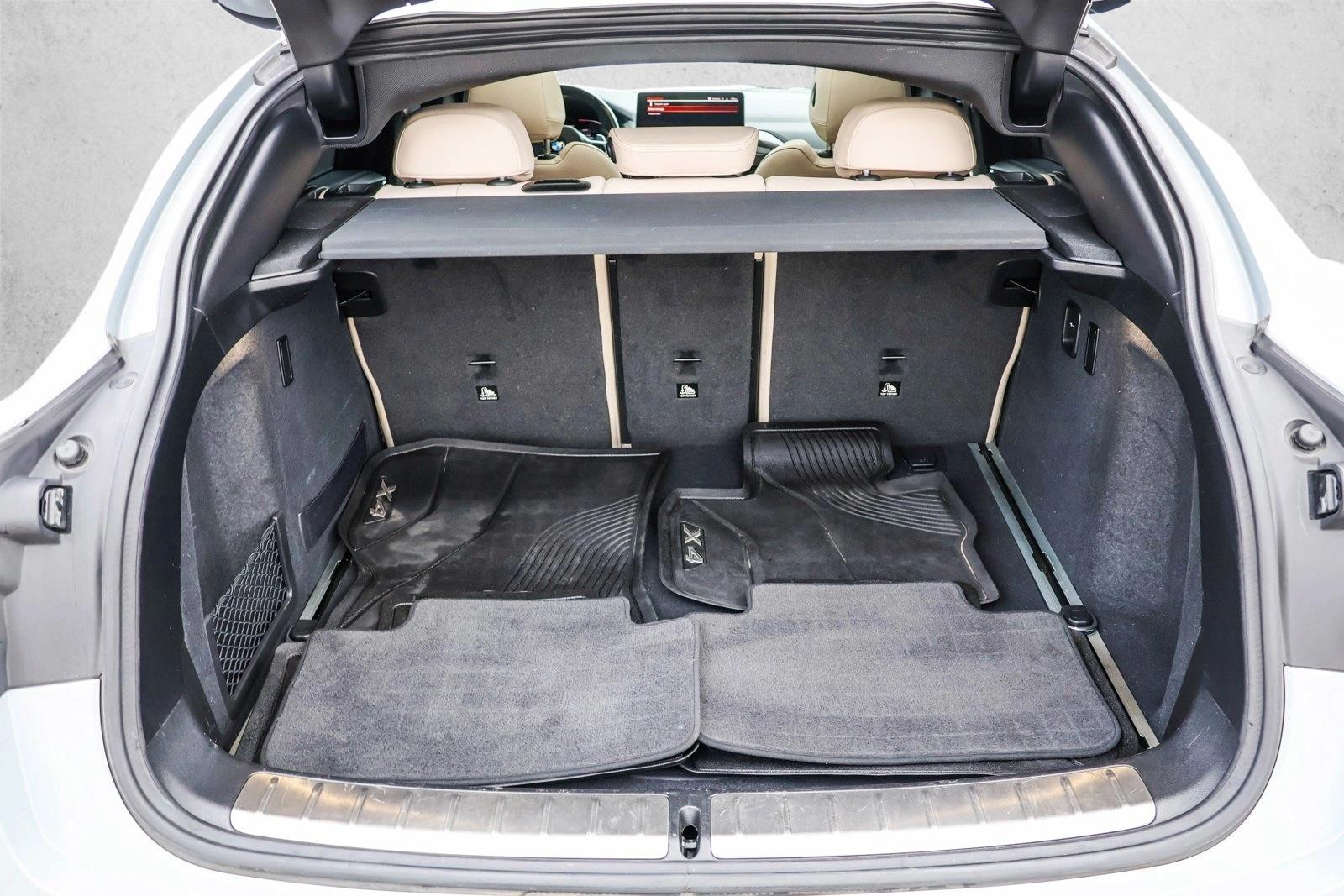 2022 BMW X4 - Image 25