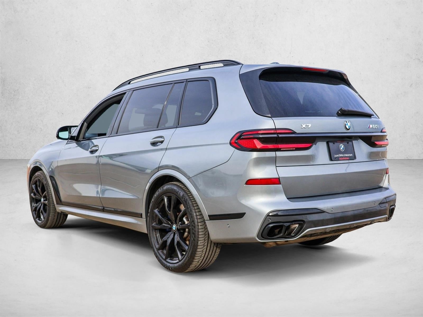 2024 BMW X7 - Image 7