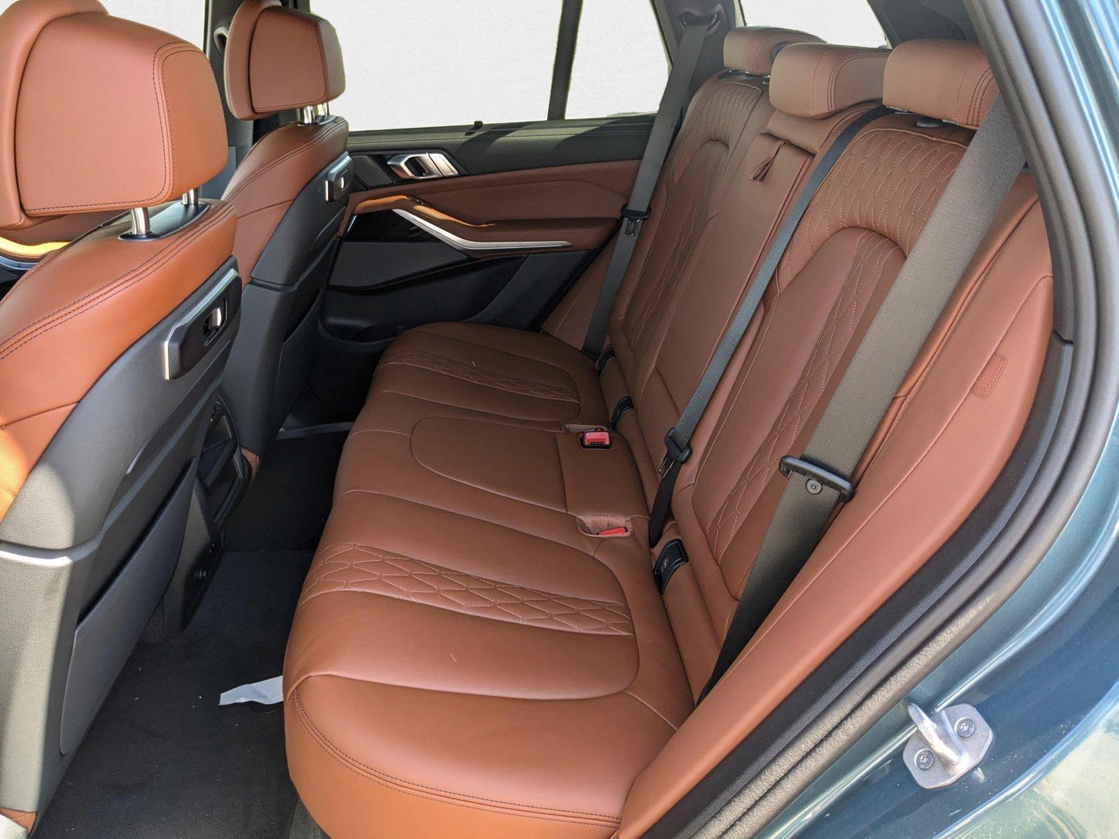 2025 BMW X5 - Image 16