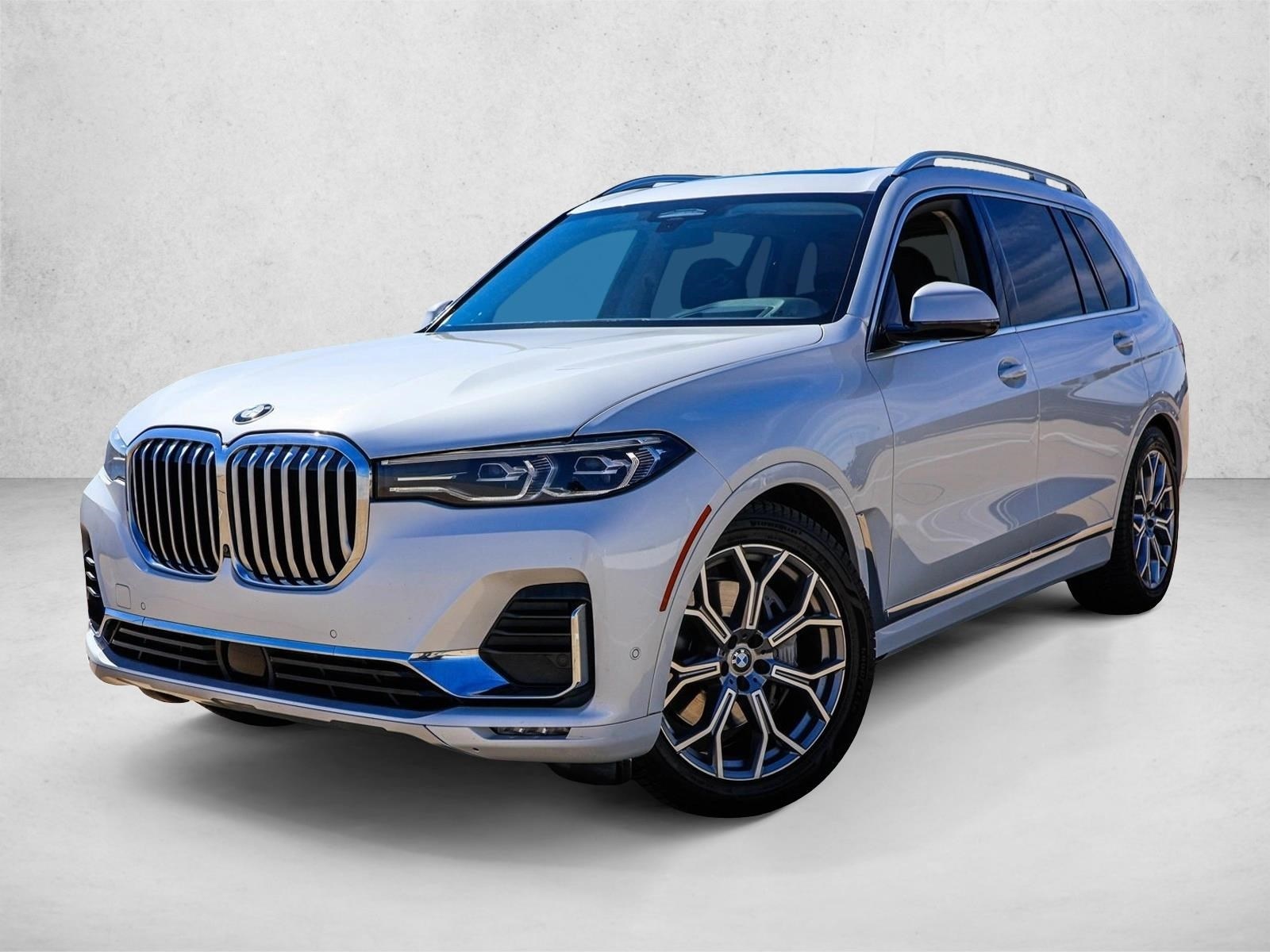 2022 BMW X7 xDrive40i's photo