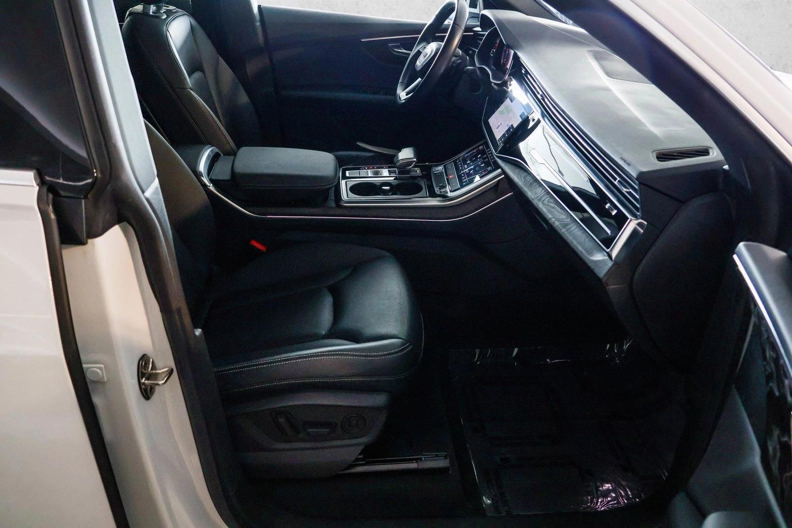 2020 AUDI Q8 - Image 28