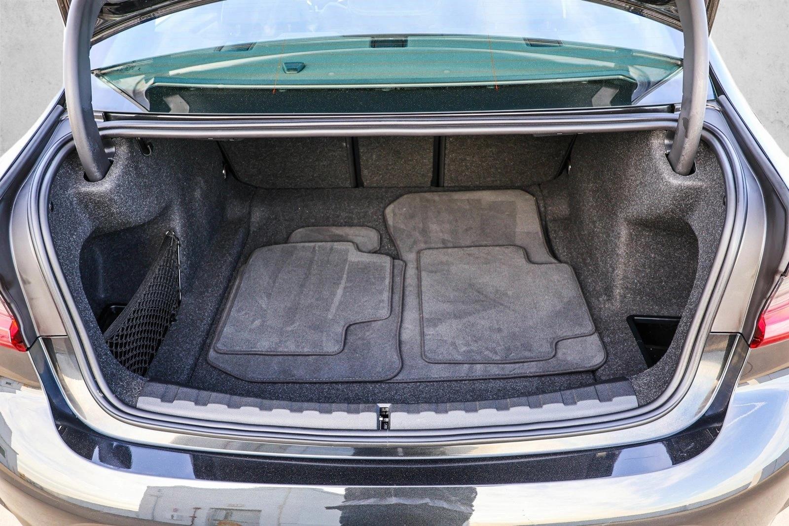 2025 BMW 330I - Image 25