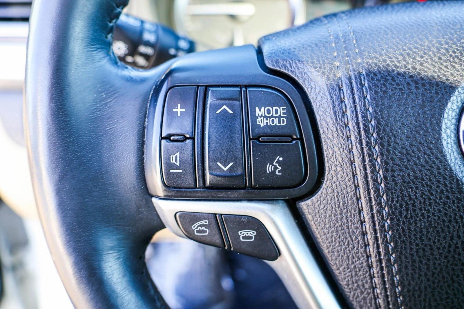 2016 TOYOTA HIGHLANDER - Image 14