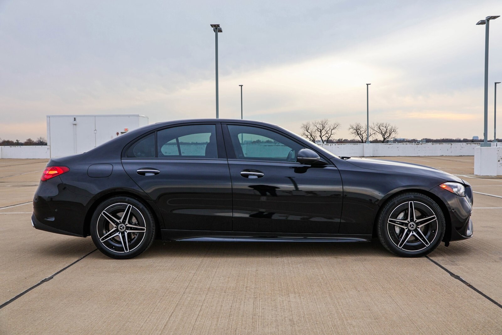 2023 Mercedes Benz C 300 4MATIC Sedan photo 4