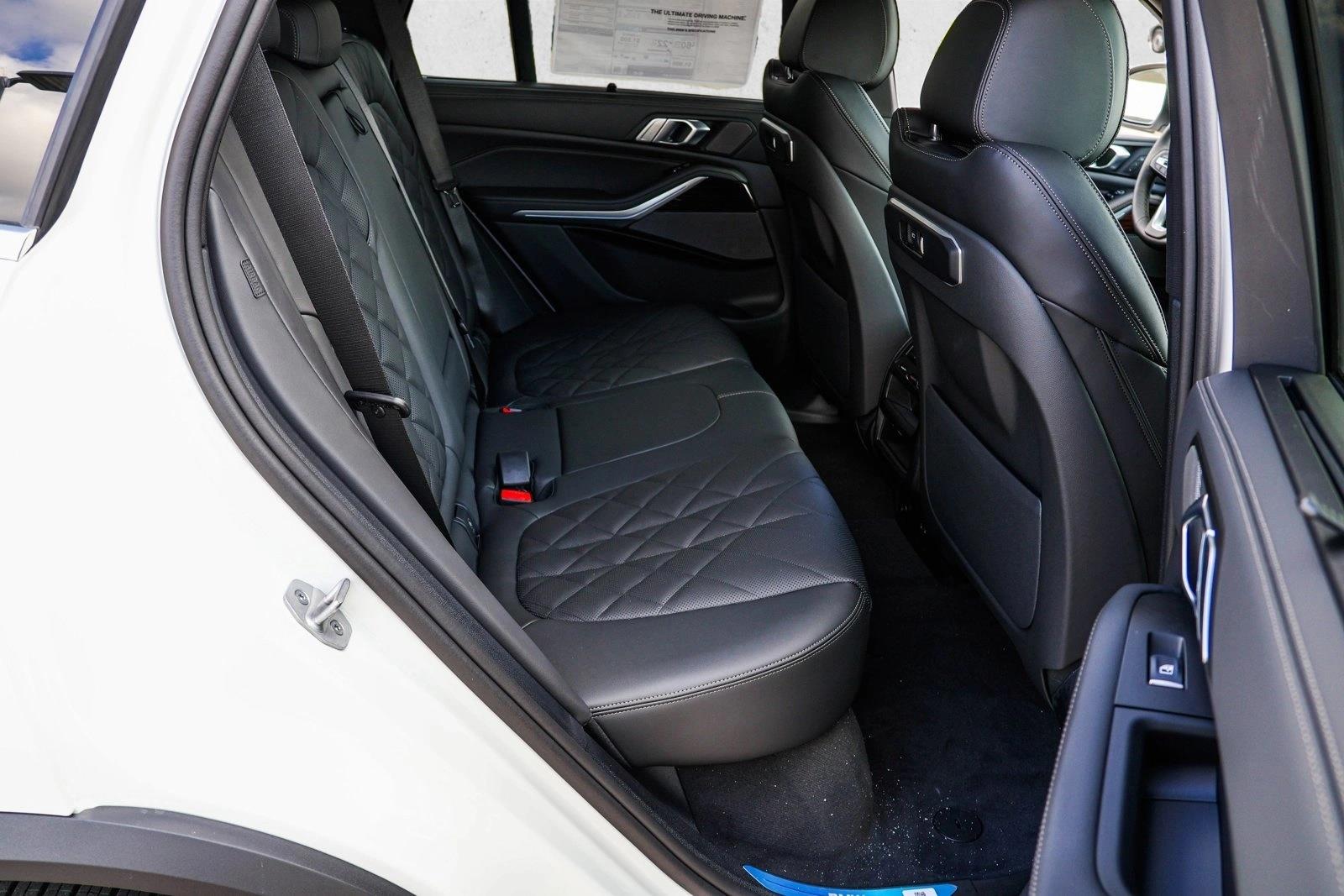 2026 BMW X5 50e - Photo 23