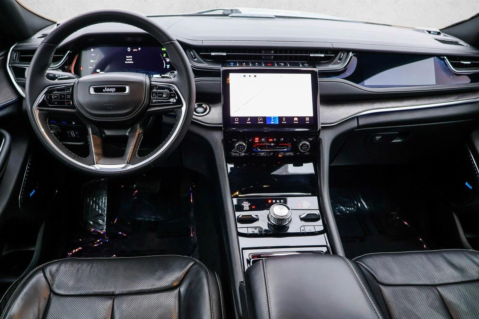 2022 JEEP GRAND CHEROKEE - Image 23