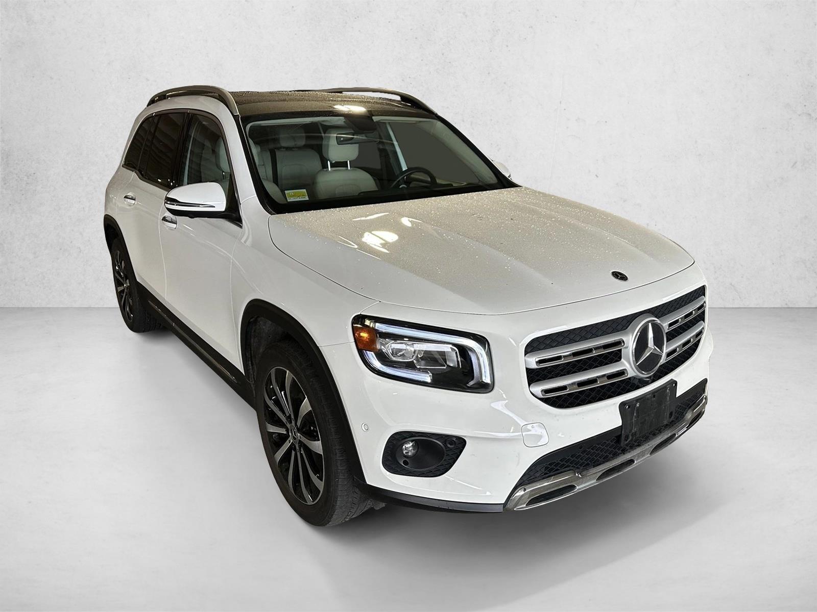 2023 Mercedes Benz GLB 250 4MATIC photo 3