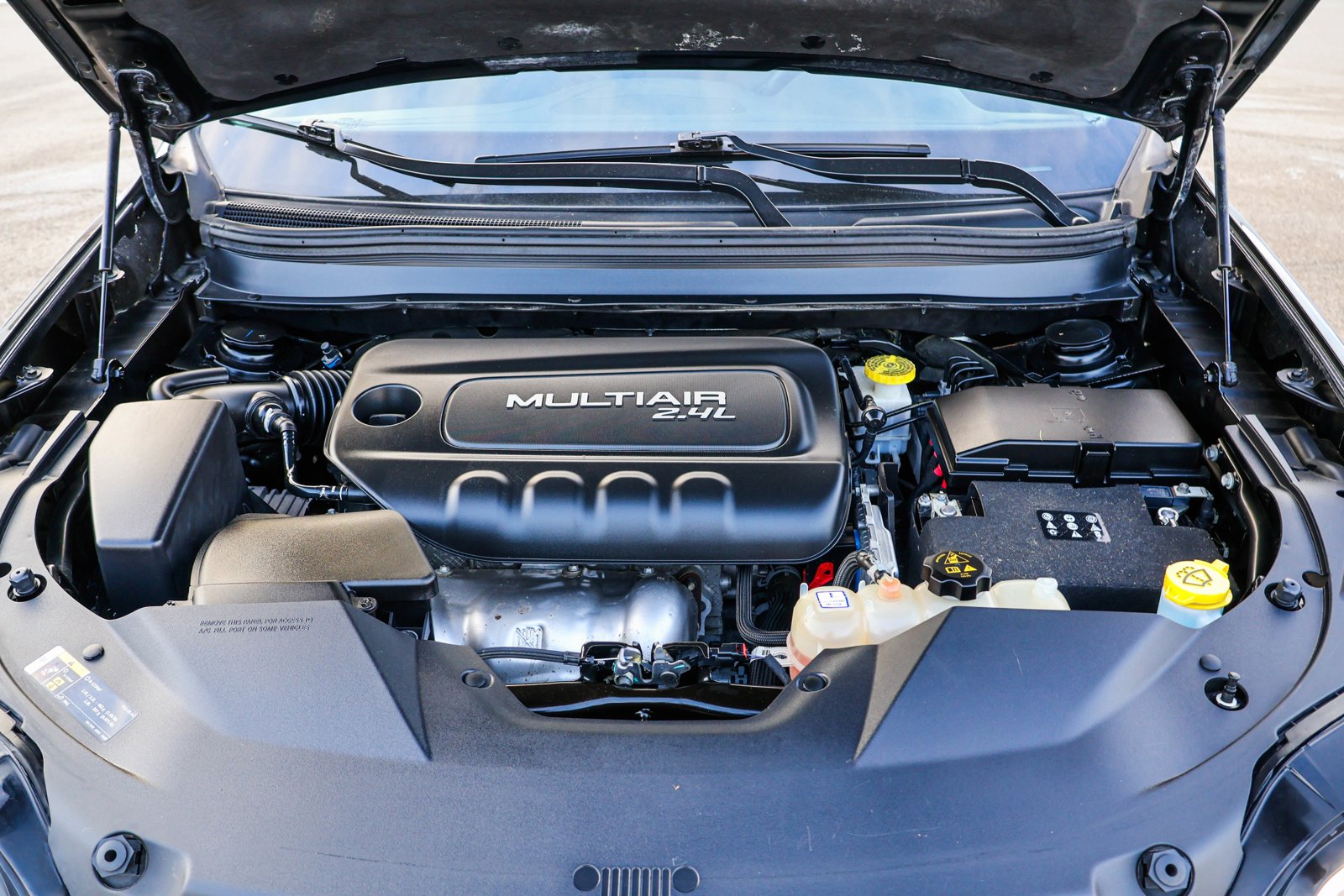 2019 JEEP CHEROKEE - Image 28