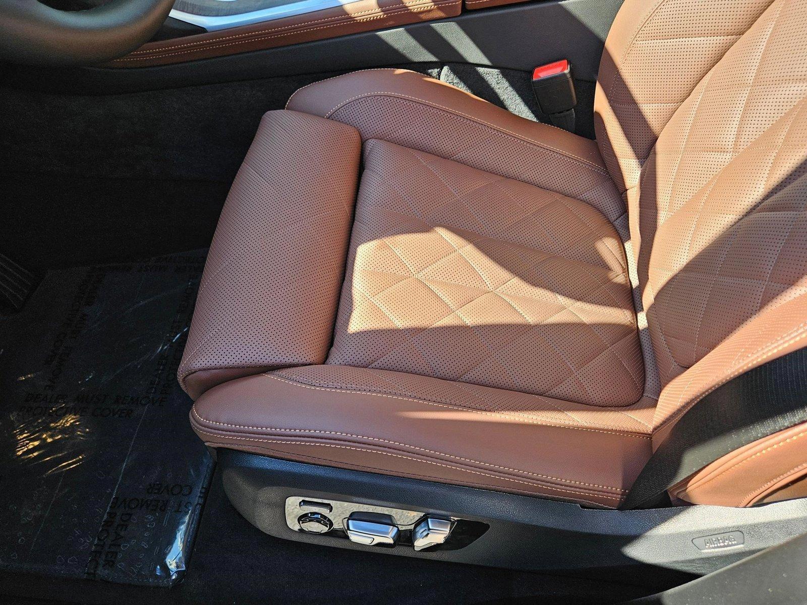 2025 Bmw X7 xDrive40i photo 2