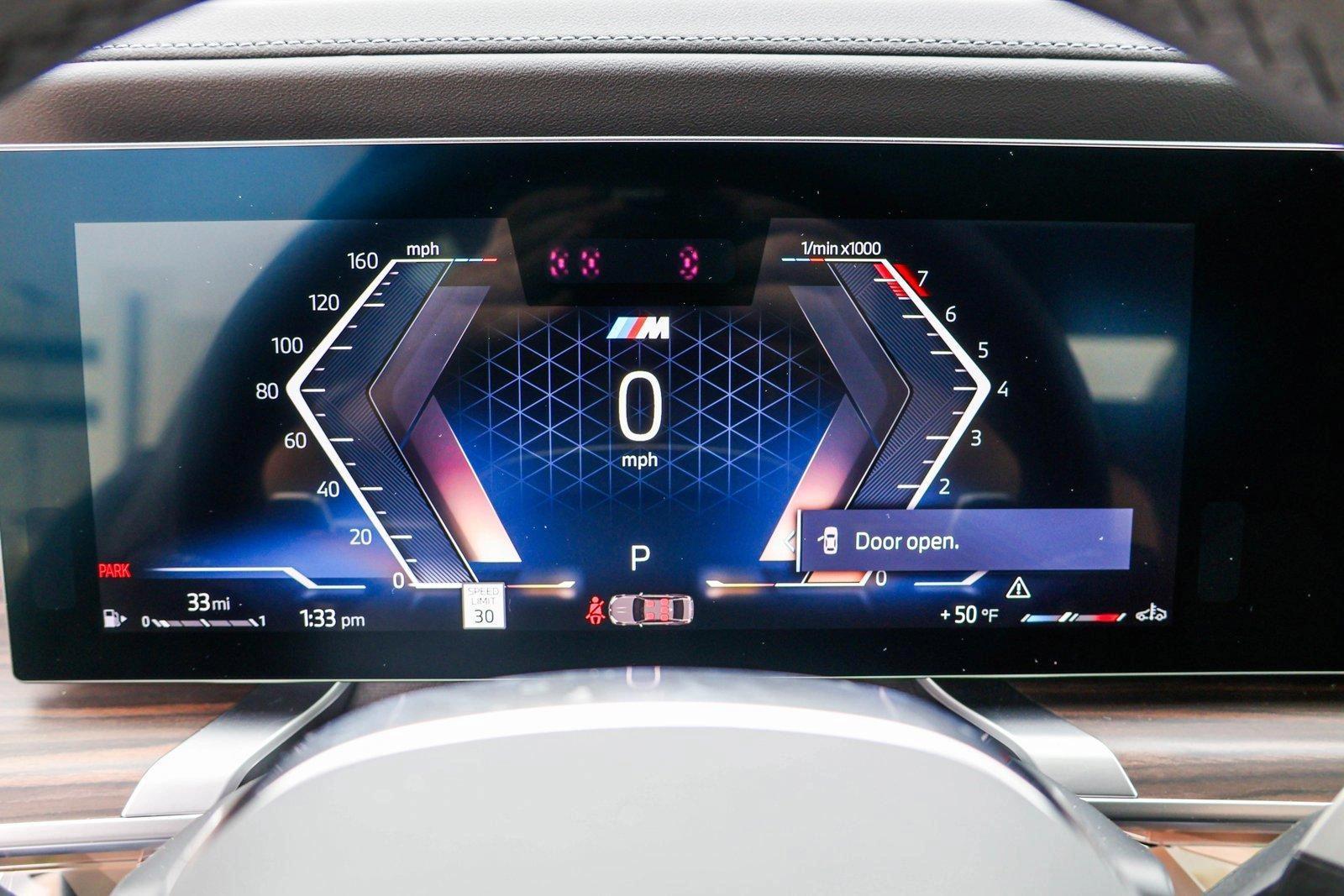 2025 BMW 7 Series 740i - Photo 14