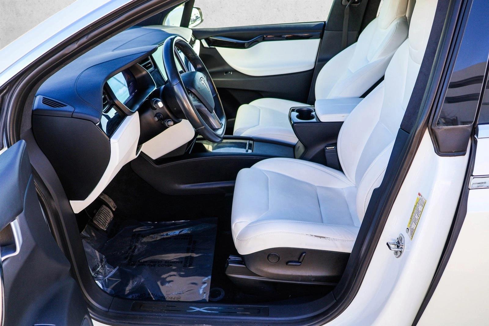 2018 TESLA MODEL X - Image 11