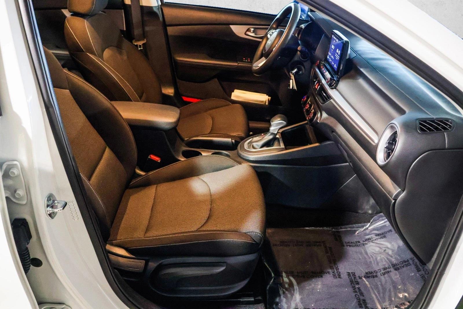 2024 KIA FORTE - Image 25