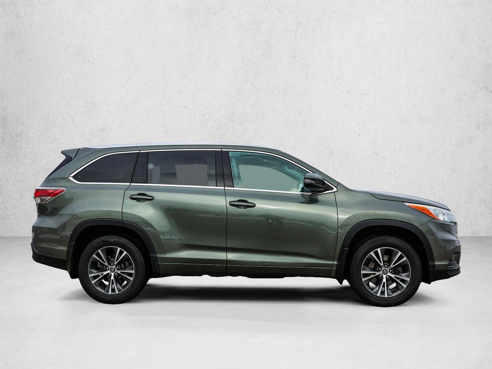2016 TOYOTA HIGHLANDER - Image 4