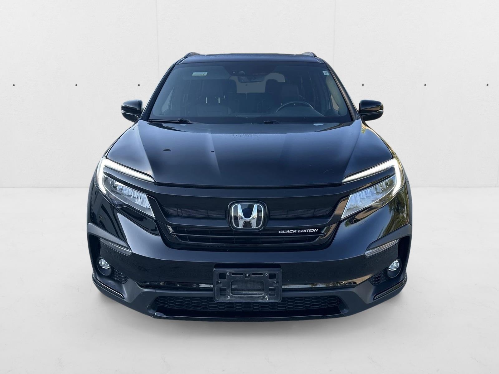 2020 Honda Pilot Black Edition photo 2