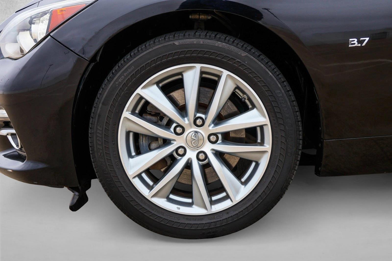 2015 INFINITI Q50 - Image 9