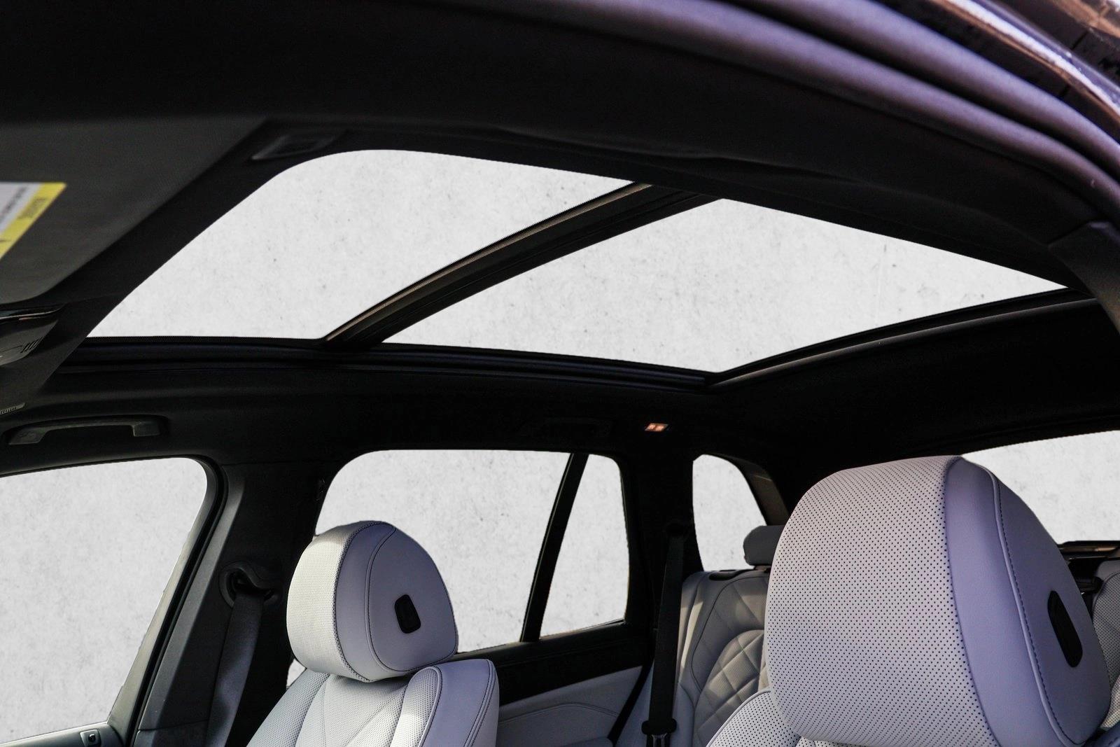 2025 BMW X5 - Image 11