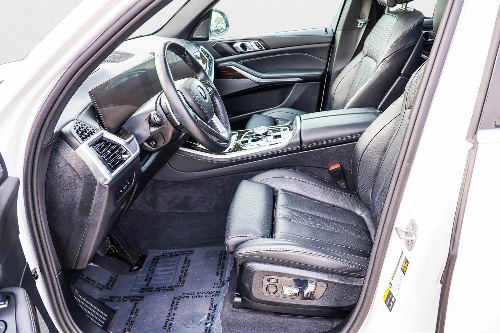 2025 BMW X5 - Image 12