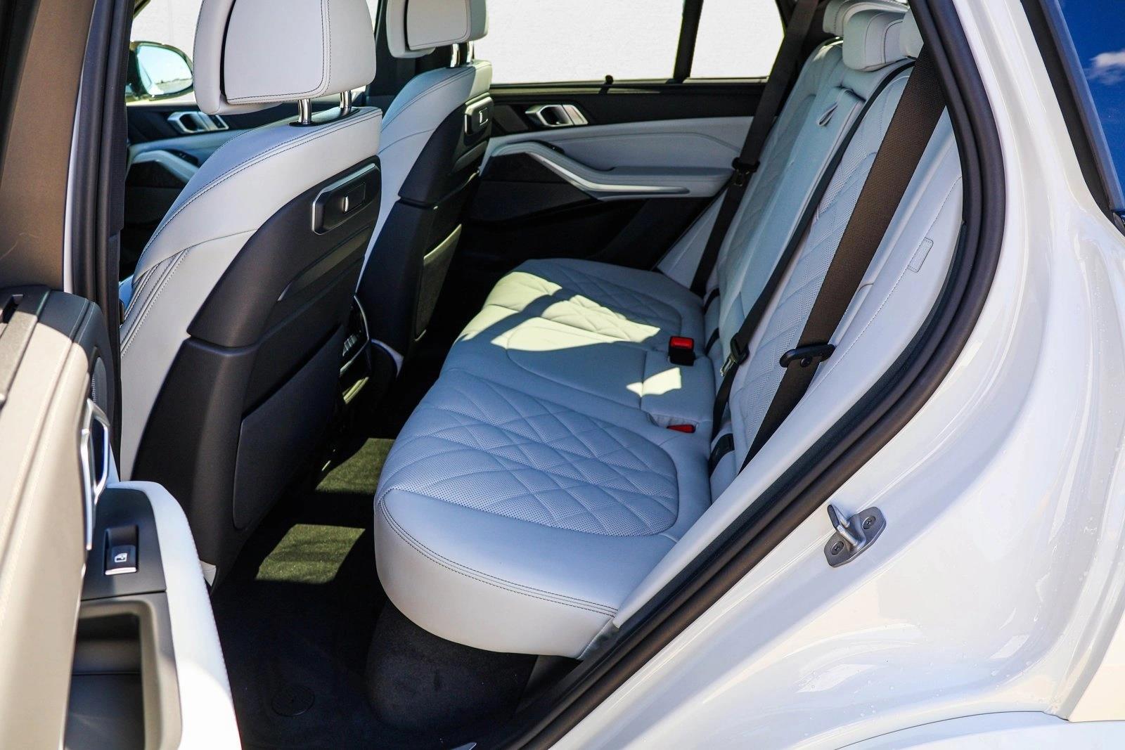 2026 BMW X5 M60i - Photo 20