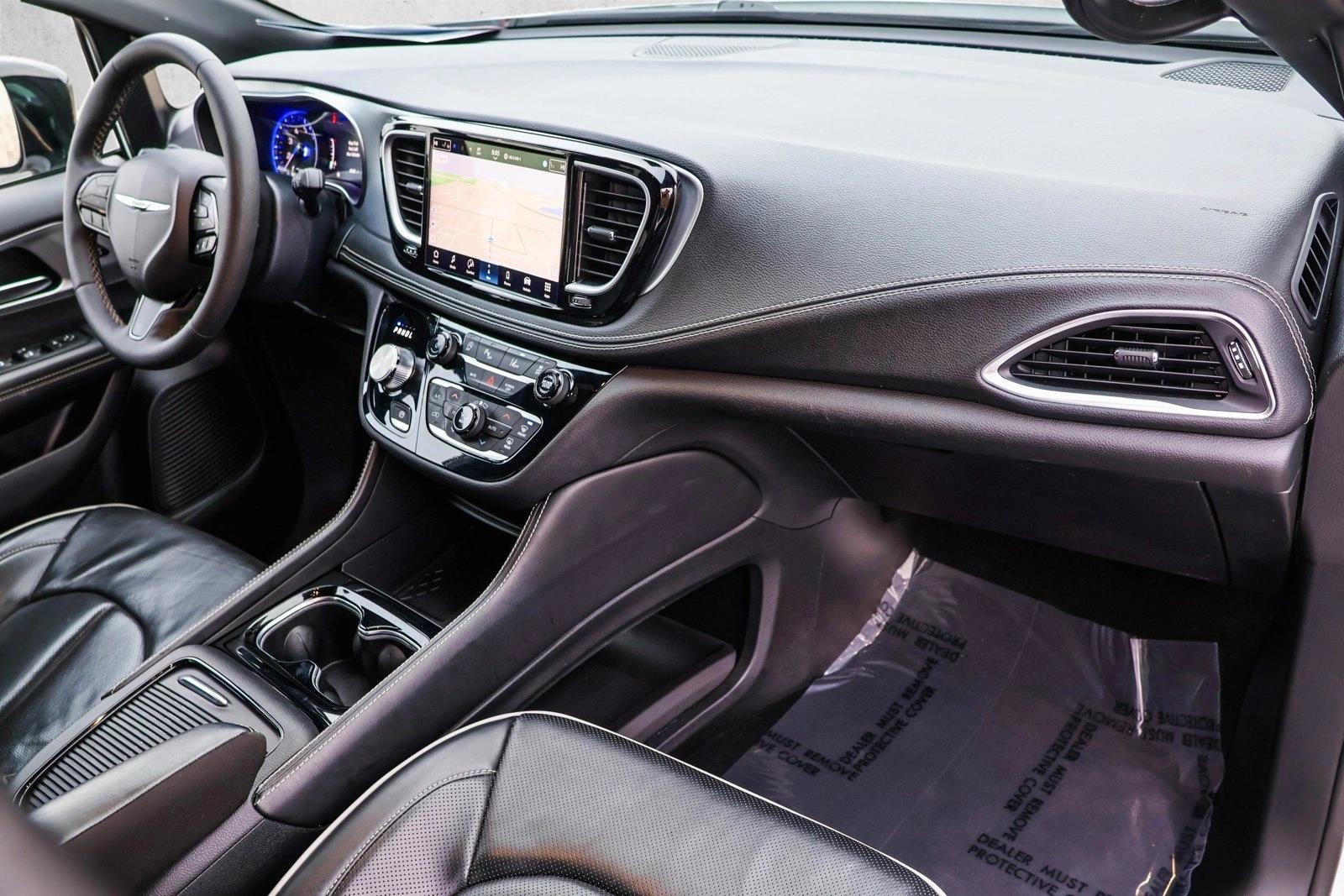 2025 CHRYSLER PACIFICA - Image 27